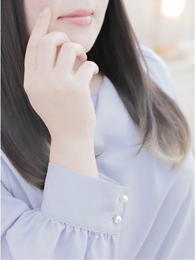 あきな